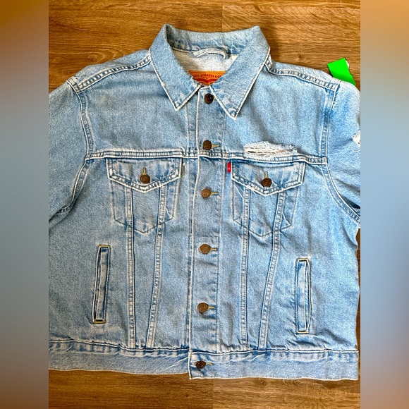 Vintage Levi’s Denim Trucker Jacket XL – Thrashed & Distressed - Picture 3 of 8